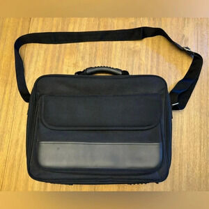 Black laptop carrying case
